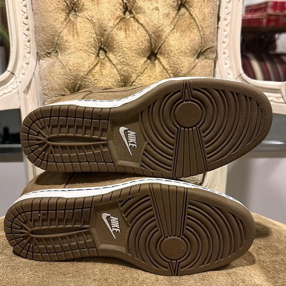 NEW Suede Taupe Nike Sneaker Wedges 6 “Sky High Dunk” 2014 - Picture 2 of 8